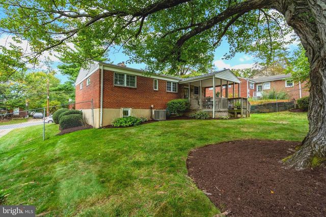 10005 PETERSON ST, Fairfax, VA 22031