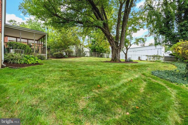 10005 PETERSON ST, Fairfax, VA 22031