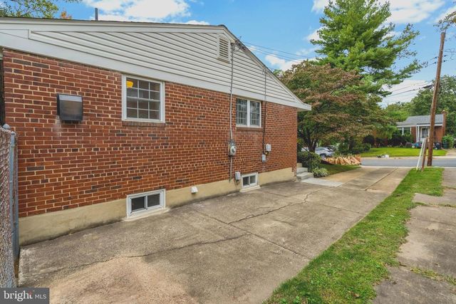 10005 PETERSON ST, Fairfax, VA 22031