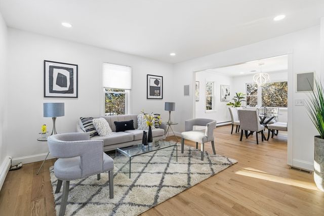 183 Gardner St, Hingham, MA 02043