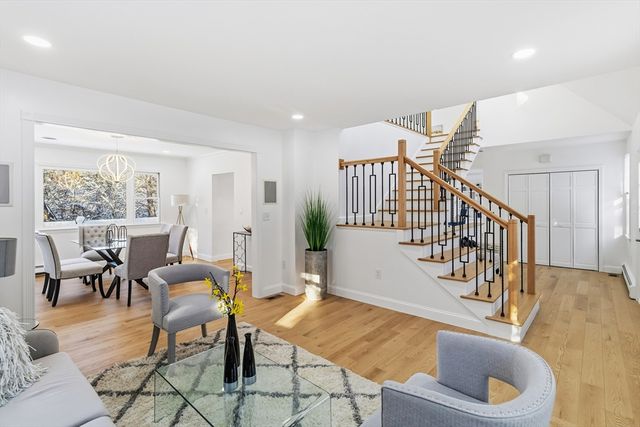 183 Gardner St, Hingham, MA 02043