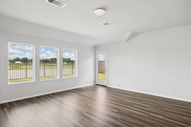 1107 Brittany Point Drive, Huffman, TX 77336