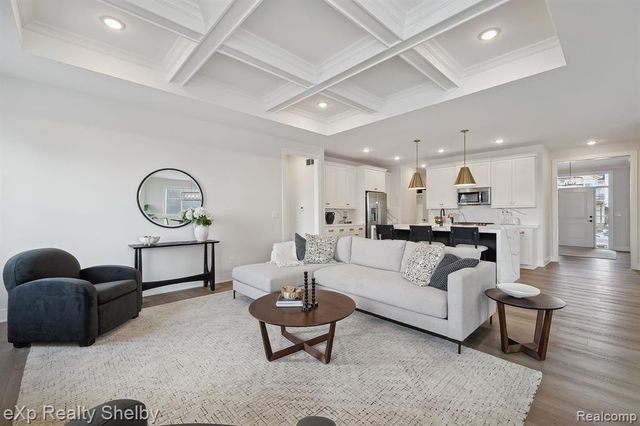 52600 Wellington Valley Drive, Macomb, MI 48042