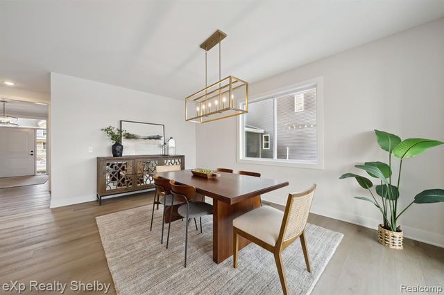 52600 Wellington Valley Drive, Macomb, MI 48042