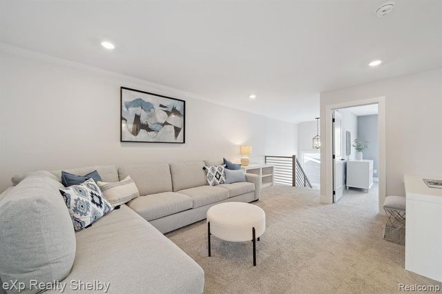 52600 Wellington Valley Drive, Macomb, MI 48042