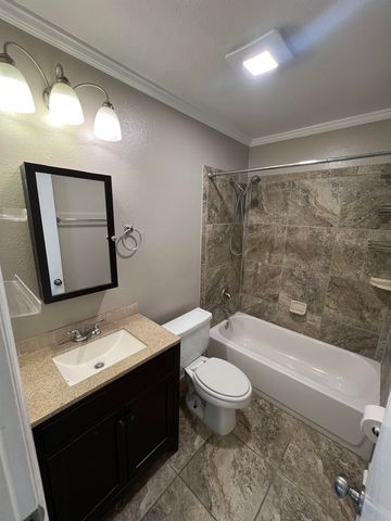 2262 Foster Drive, Tallahassee, FL 32303