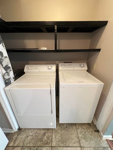 2262 Foster Drive, Tallahassee, FL 32303