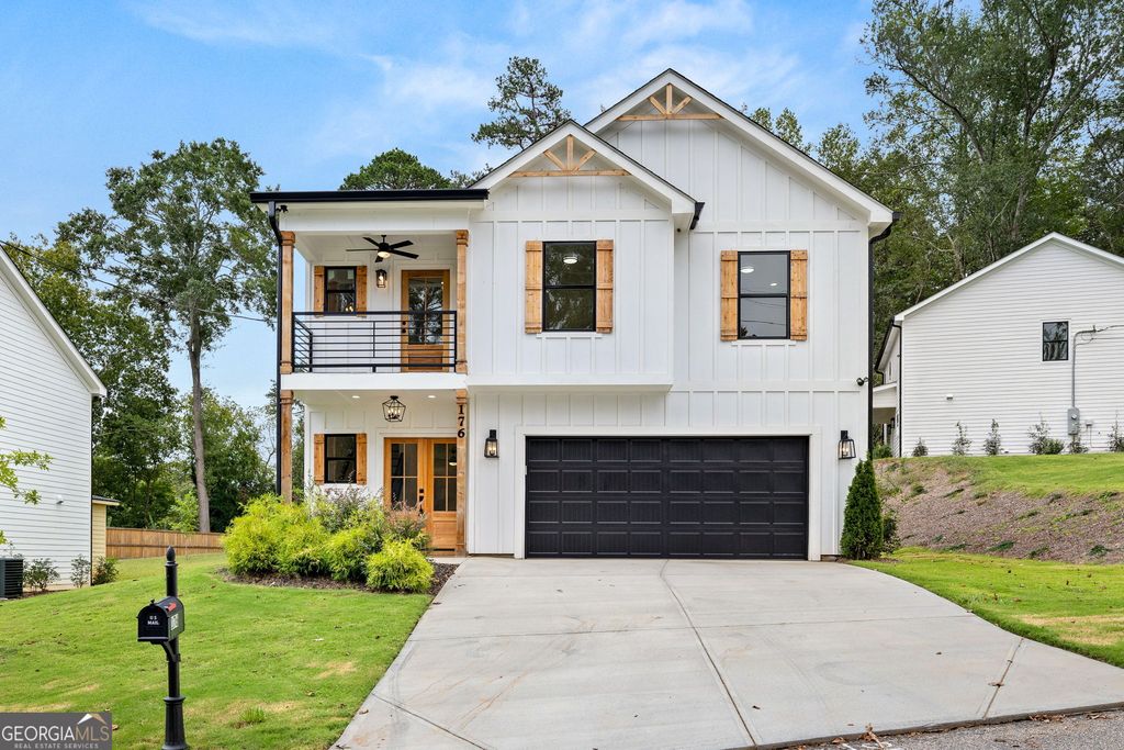 176 Llewellyn Street, Clarkesville, GA 30523 — exterior