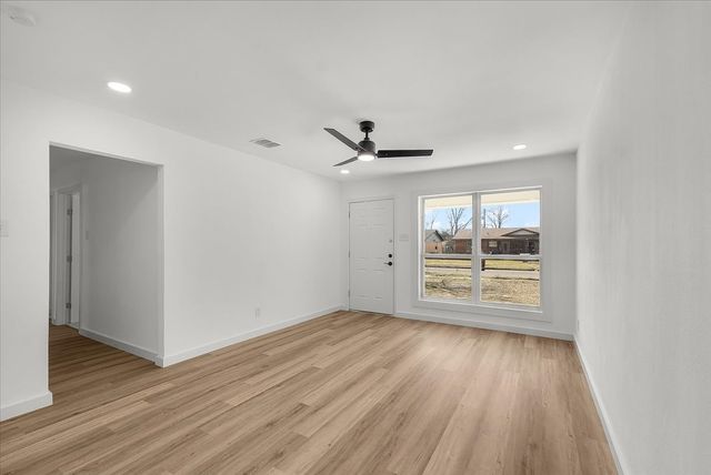 751 Ivywood Drive, Dallas, TX 75232