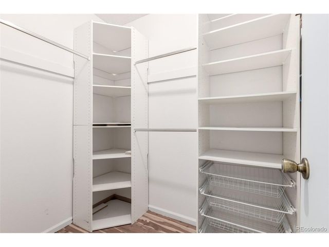 135 S Eagle Cir, Aurora, CO 80012