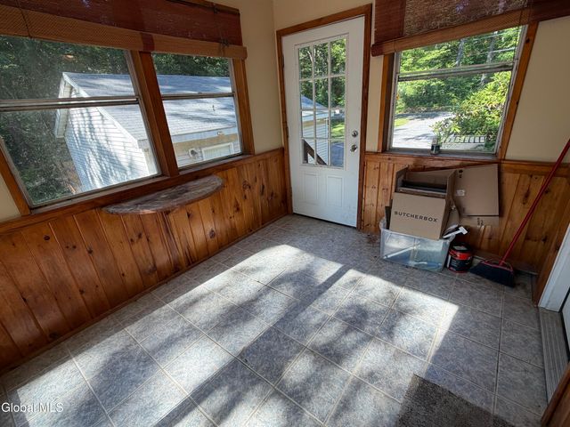 52 Brightman Road, Stillwater, NY 12118