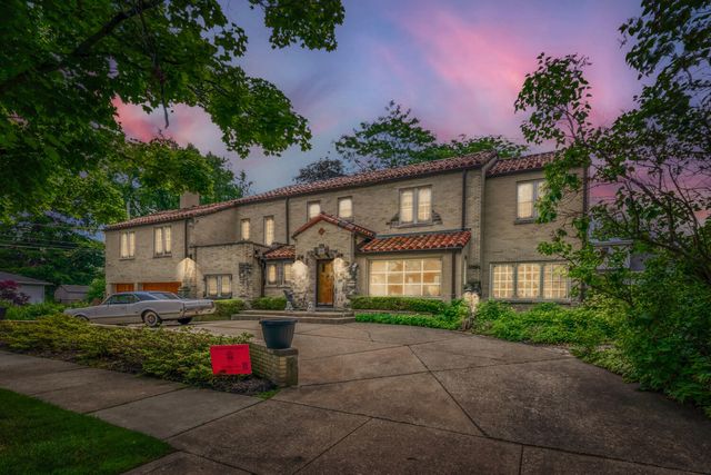 9101 S Hoyne Avenue, Chicago, IL 60643