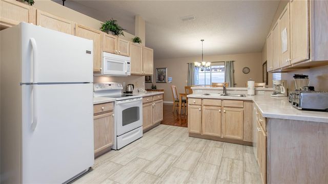 7802 LAUREL OAK LANE, Kissimmee, FL 34747