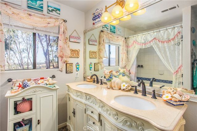 435 W Indian School, Banning, CA 92220