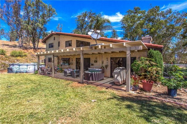 435 W Indian School, Banning, CA 92220