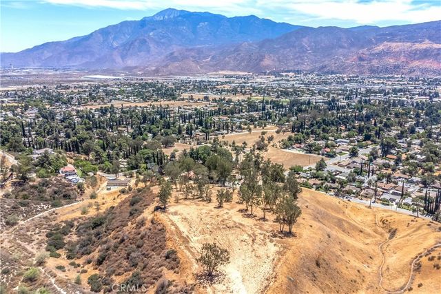 435 W Indian School, Banning, CA 92220