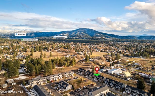 118 E Maryanna Ln, Hayden, ID 83835