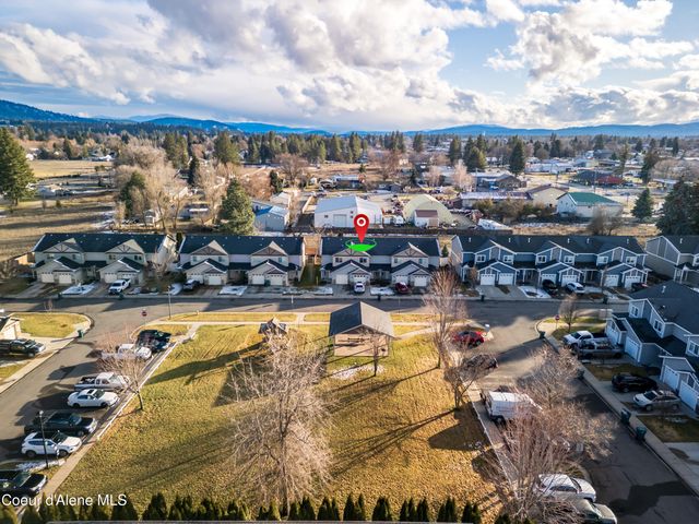 118 E Maryanna Ln, Hayden, ID 83835