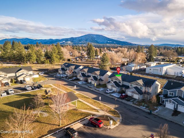 118 E Maryanna Ln, Hayden, ID 83835