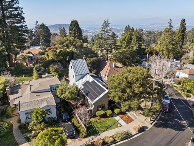 46 Ardmore Rd, Kensington, CA 94707