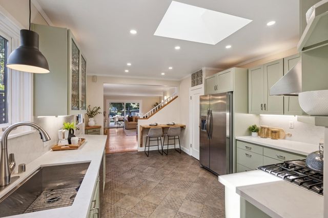 46 Ardmore Rd, Kensington, CA 94707