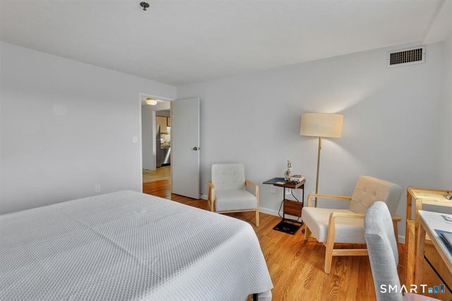 111 Dekoven Drive 1105, Middletown, CT 06457