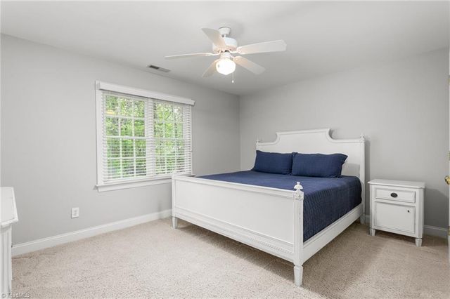 8505 Case Ridge Drive, Oak Ridge, NC 27310