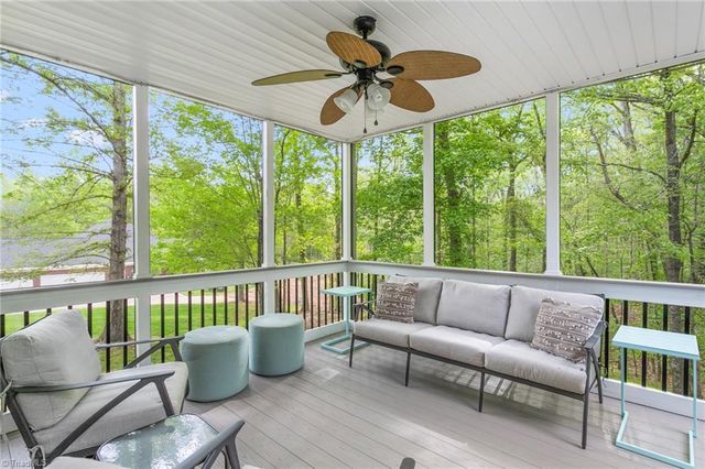 8505 Case Ridge Drive, Oak Ridge, NC 27310