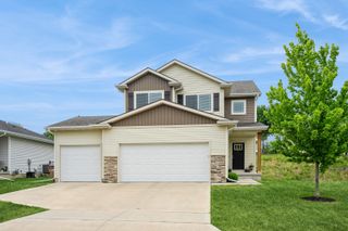 1085 Juniper Drive, Carlisle, IA 50047