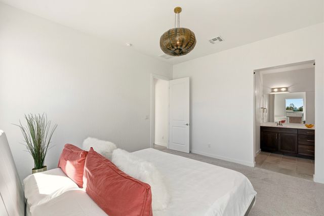 142 Mirador Boulevard, White Rock, NM 87547