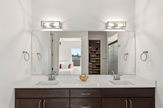 142 Mirador Boulevard, White Rock, NM 87547