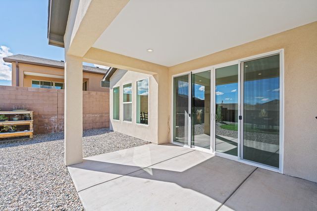 142 Mirador Boulevard, White Rock, NM 87547