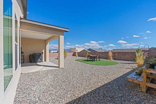 142 Mirador Boulevard, White Rock, NM 87547
