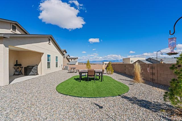 142 Mirador Boulevard, White Rock, NM 87547