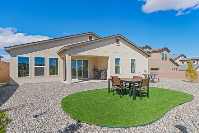 142 Mirador Boulevard, White Rock, NM 87547