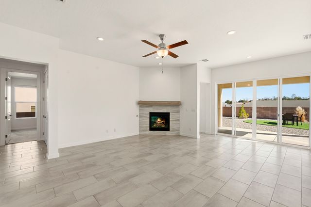 142 Mirador Boulevard, White Rock, NM 87547