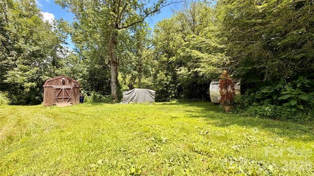 404 Blue Ridge Road, Black Mountain, NC 28711