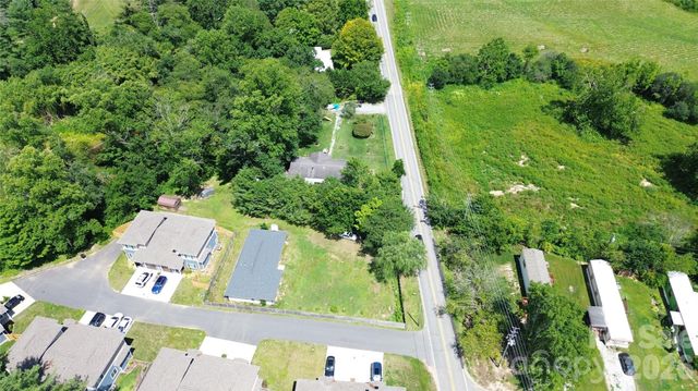 404 Blue Ridge Road, Black Mountain, NC 28711