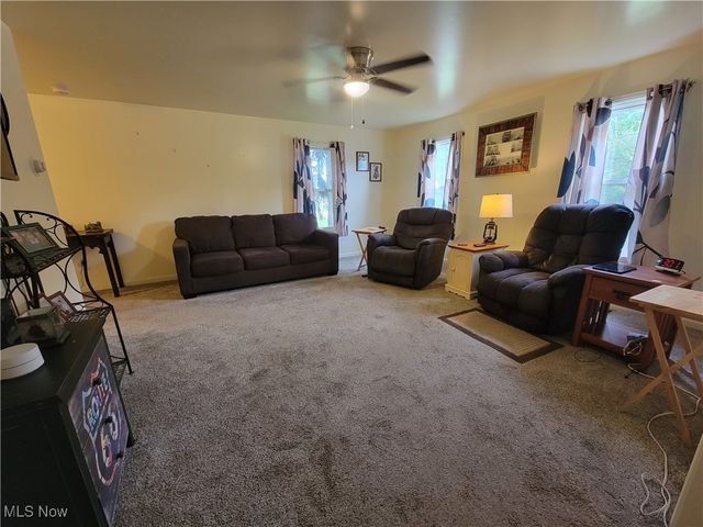 5958 Weaver Road, Conneaut, OH 44030