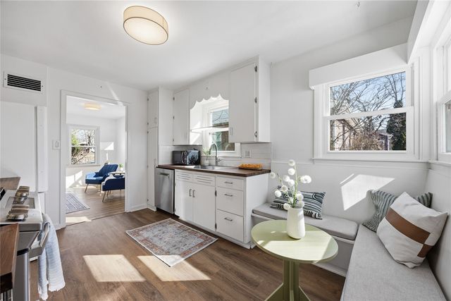 1521 E Court Street, Iowa City, IA 52245