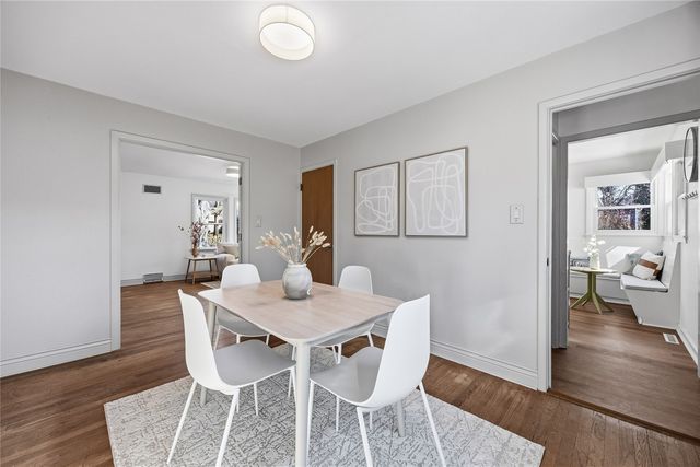 1521 E Court Street, Iowa City, IA 52245