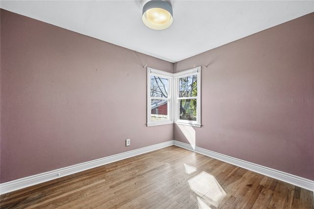 1521 E Court Street, Iowa City, IA 52245