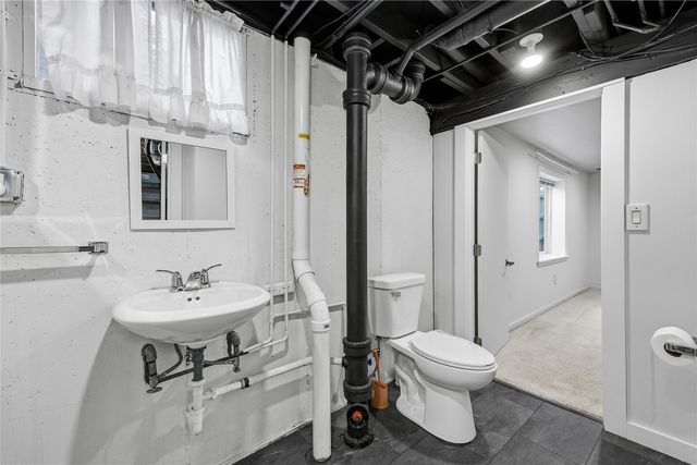 1521 E Court Street, Iowa City, IA 52245