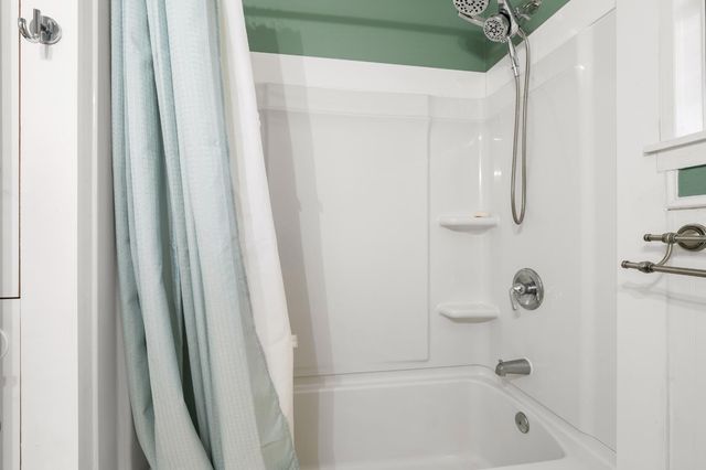 3270 Ayres Holmes Rd, Auburn, CA 95602