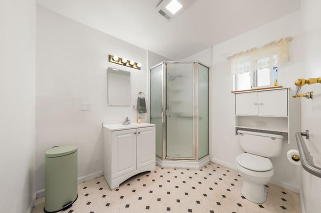 3270 Ayres Holmes Rd, Auburn, CA 95602