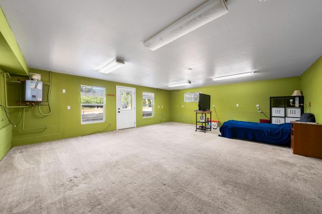 3270 Ayres Holmes Rd, Auburn, CA 95602