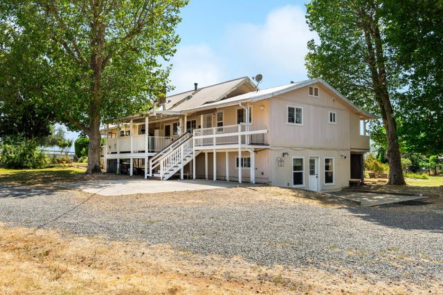 3270 Ayres Holmes Rd, Auburn, CA 95602