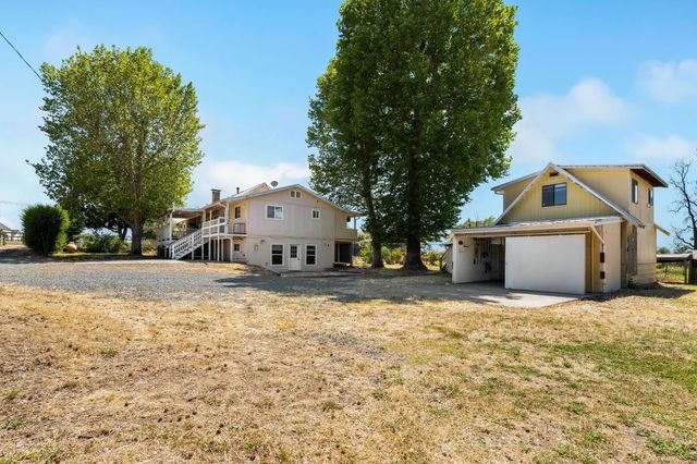 3270 Ayres Holmes Rd, Auburn, CA 95602