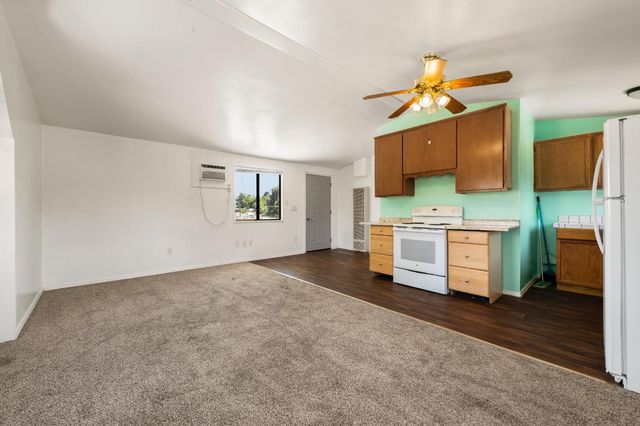 3270 Ayres Holmes Rd, Auburn, CA 95602