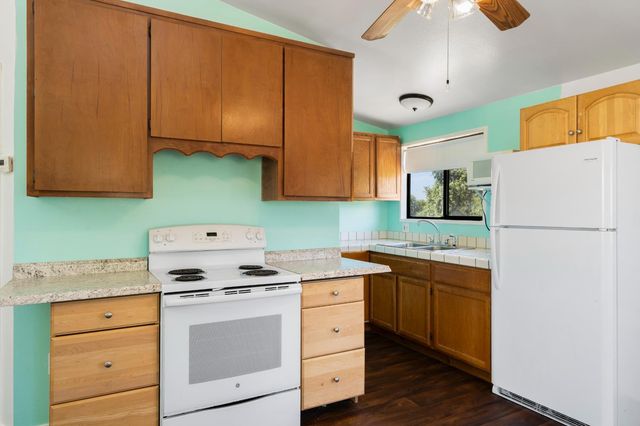 3270 Ayres Holmes Rd, Auburn, CA 95602